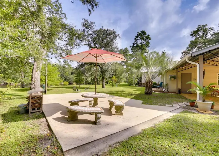 Holiday home Riverfront Florida Escape W/ Grill & Fire Pit! Tallahassee