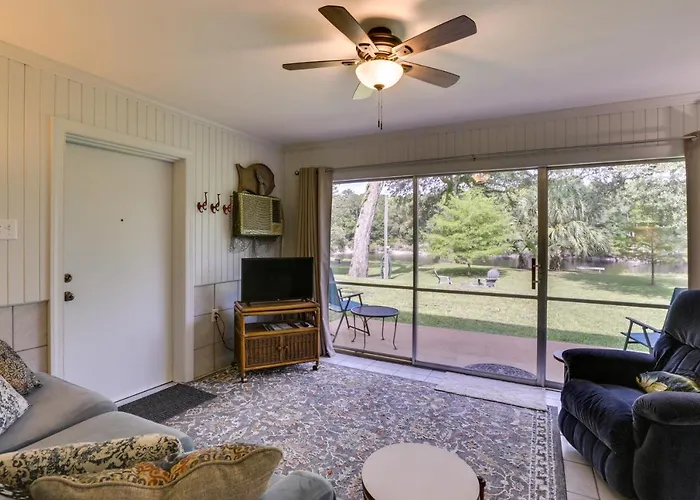 Holiday home Riverfront Florida Escape W/ Grill & Fire Pit! Tallahassee