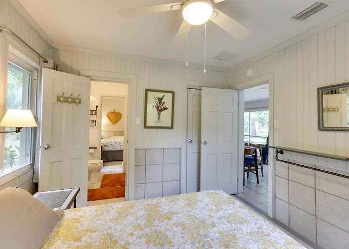 Riverfront Florida Escape W/ Grill & Fire Pit! Tallahassee
