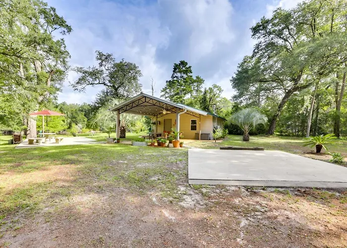 Holiday home Riverfront Florida Escape W/ Grill & Fire Pit! Tallahassee